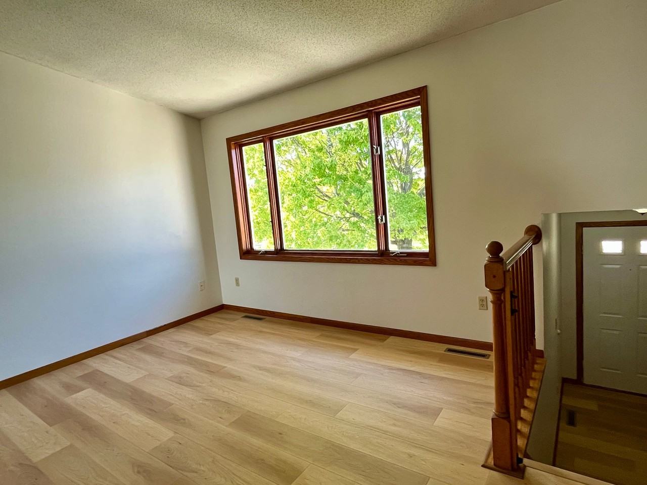 5622 23rd Ave Nw - Photo 6 of 16