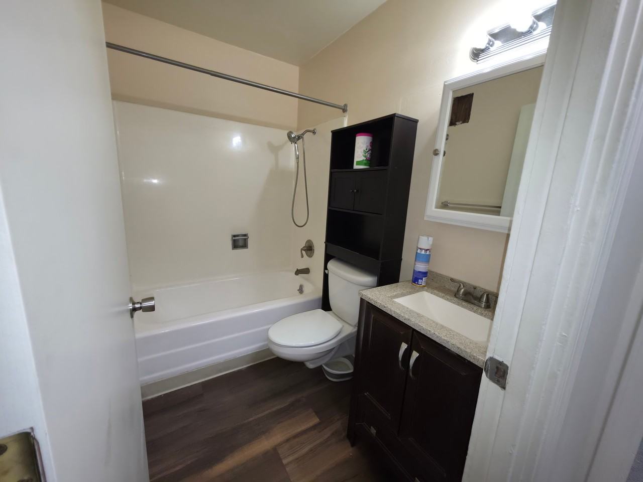 1033 E 10th Ave #2 - Photo 3 of 8