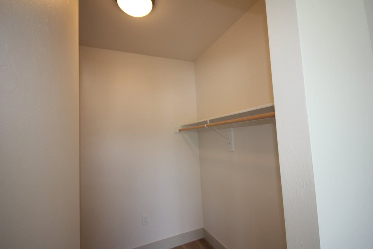 110 Colorado Ave - Photo 2 of 4