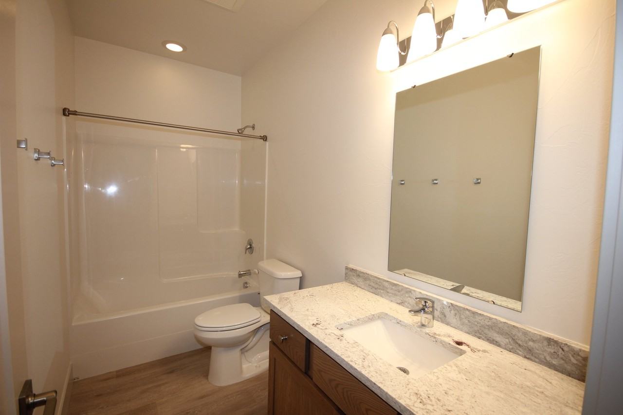 110 Colorado Ave - Photo 5 of 5