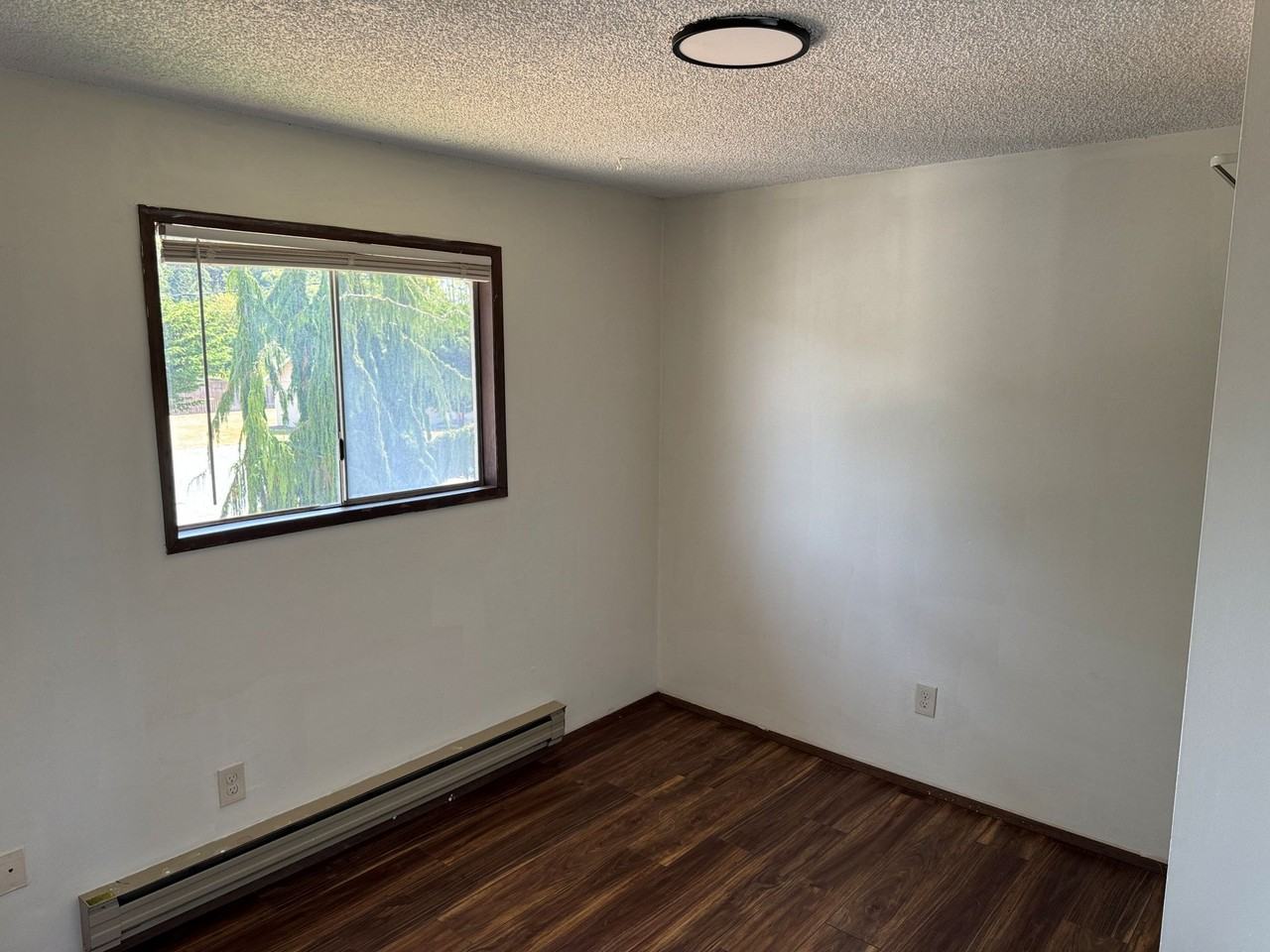 825 Nw Rigging St #202 - Photo 4 of 8