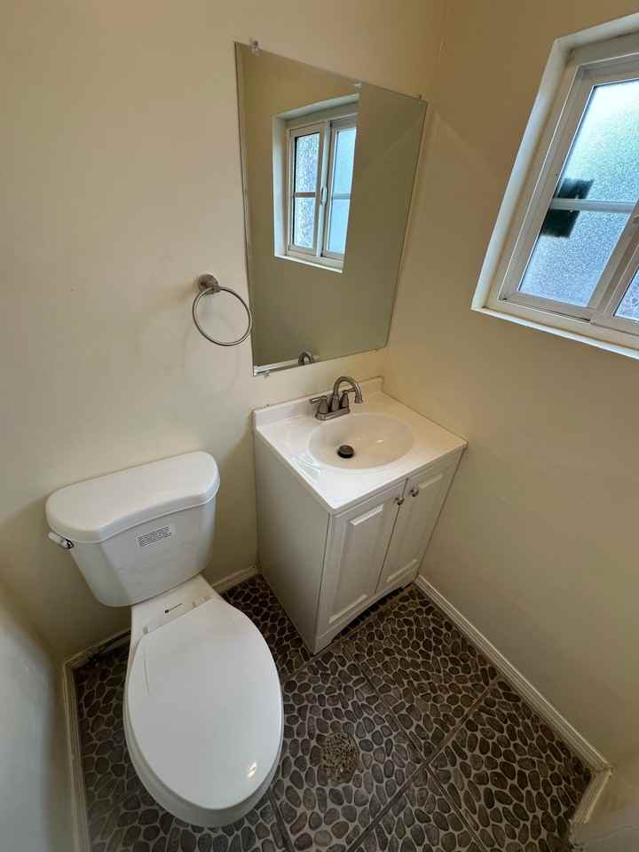 2315 Myrtle Ave #A - Photo 5 of 16