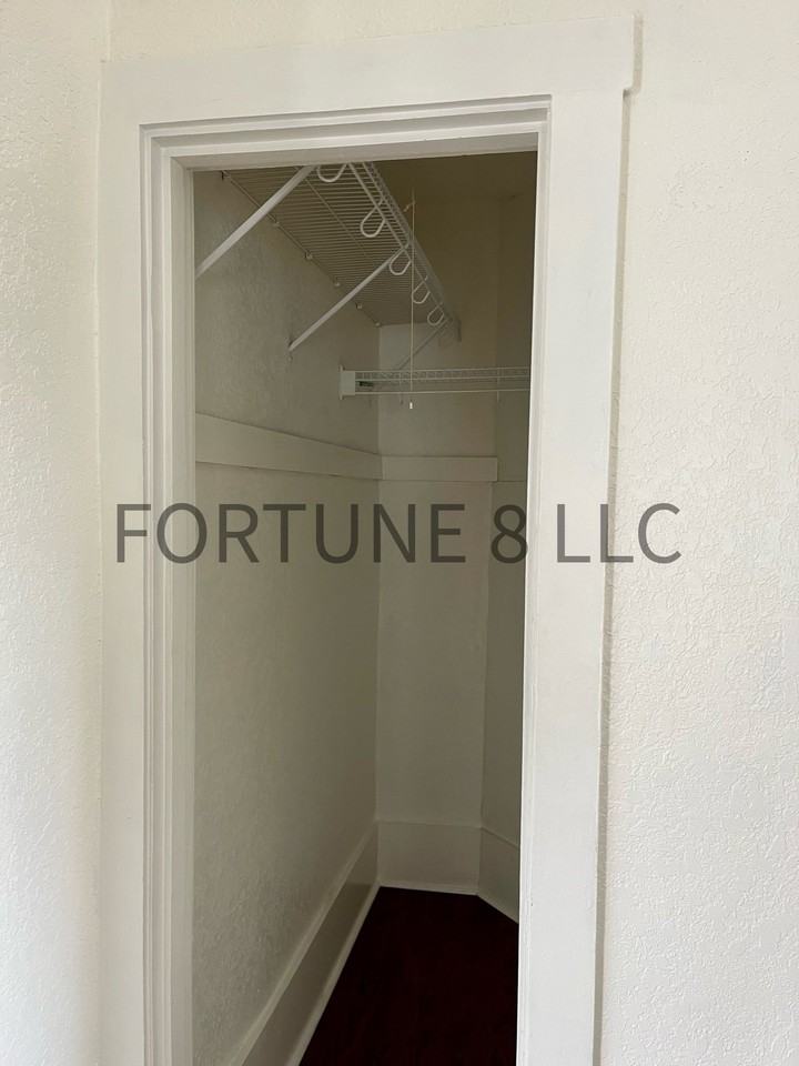 325 Matlo Ave - Photo 6 of 14