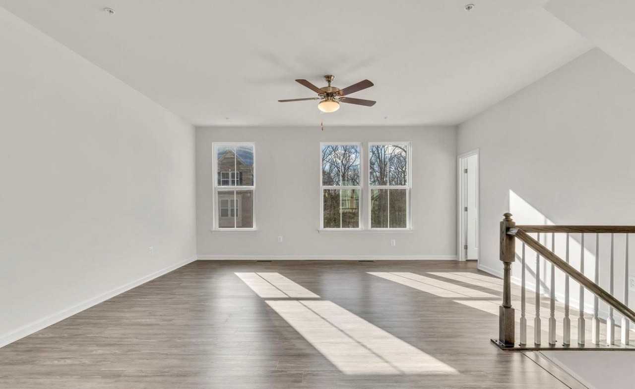 10999 Oswestry St - Photo 3 of 20