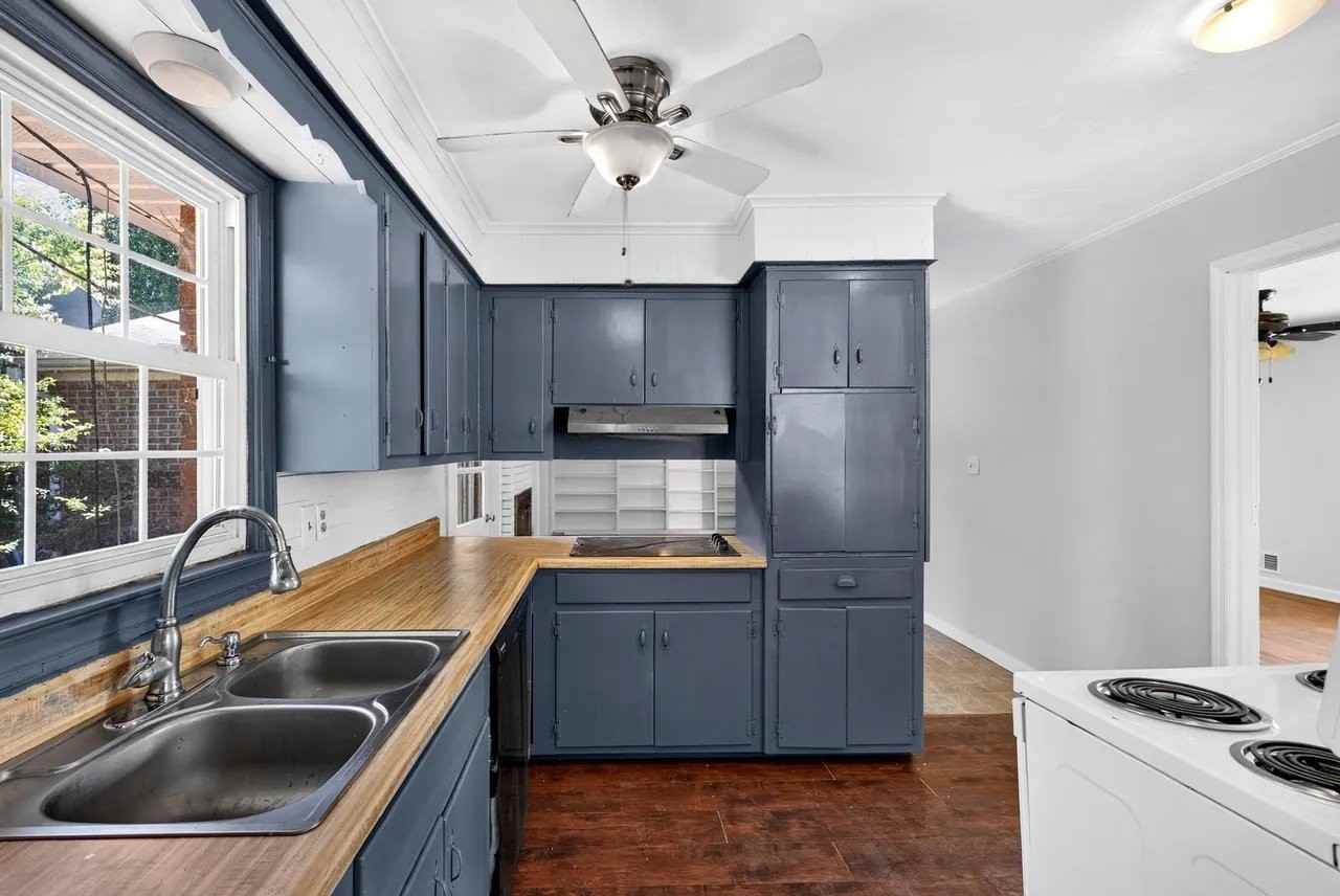 151A Woodhaven Dr - Photo 5 of 20