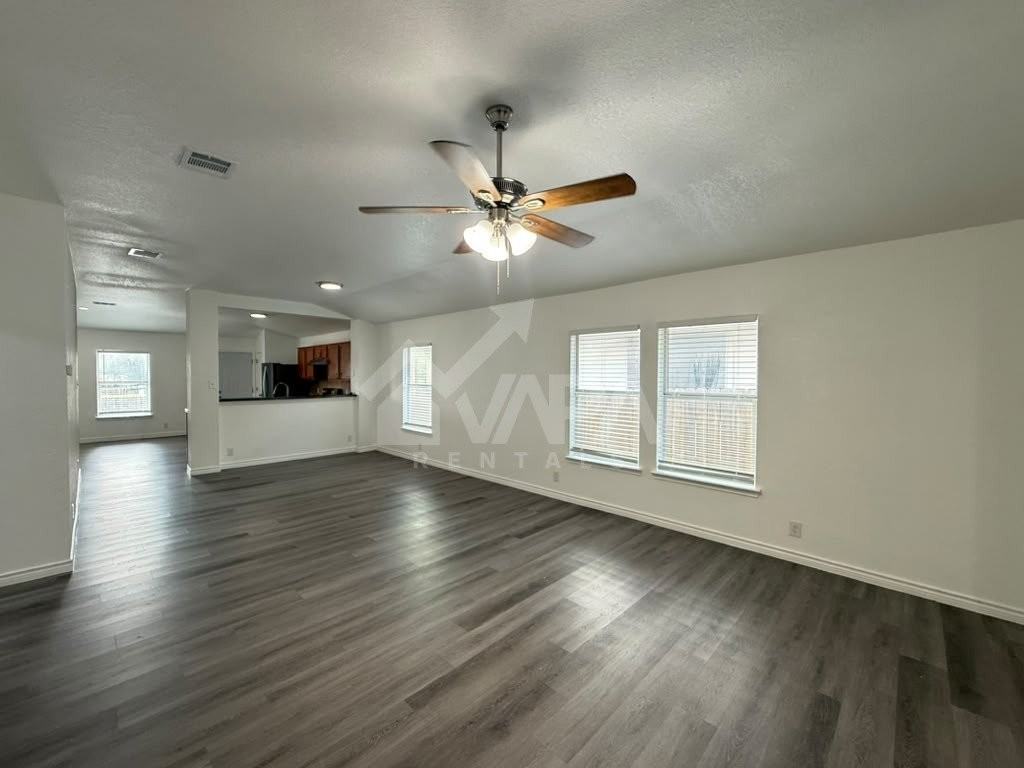 9506 Everton - Photo 7 of 20