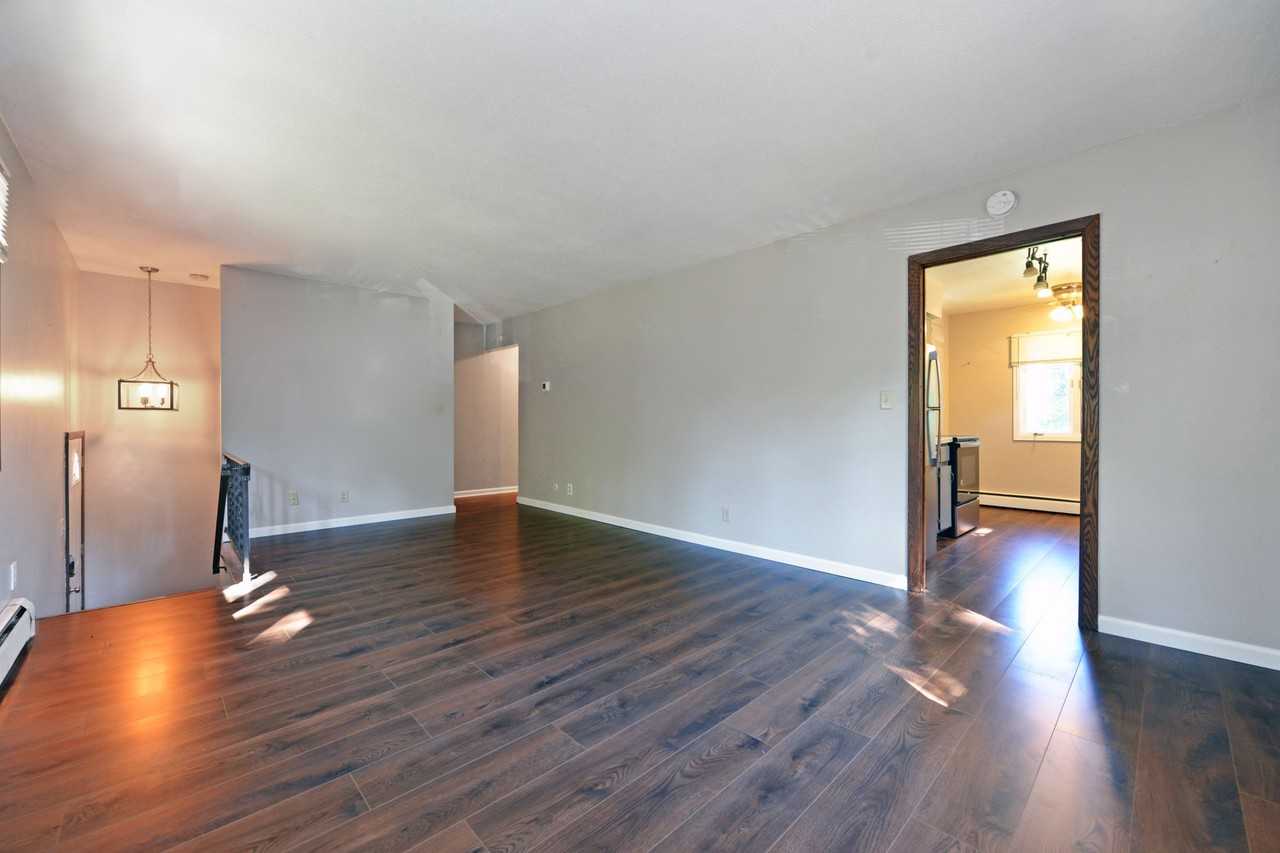 547 Allen Ave - Photo 4 of 14