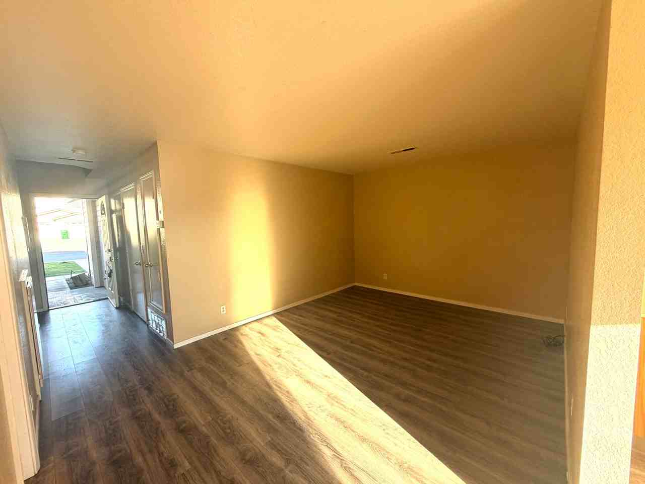 507 Northgate Dr #B - Photo 3 of 15