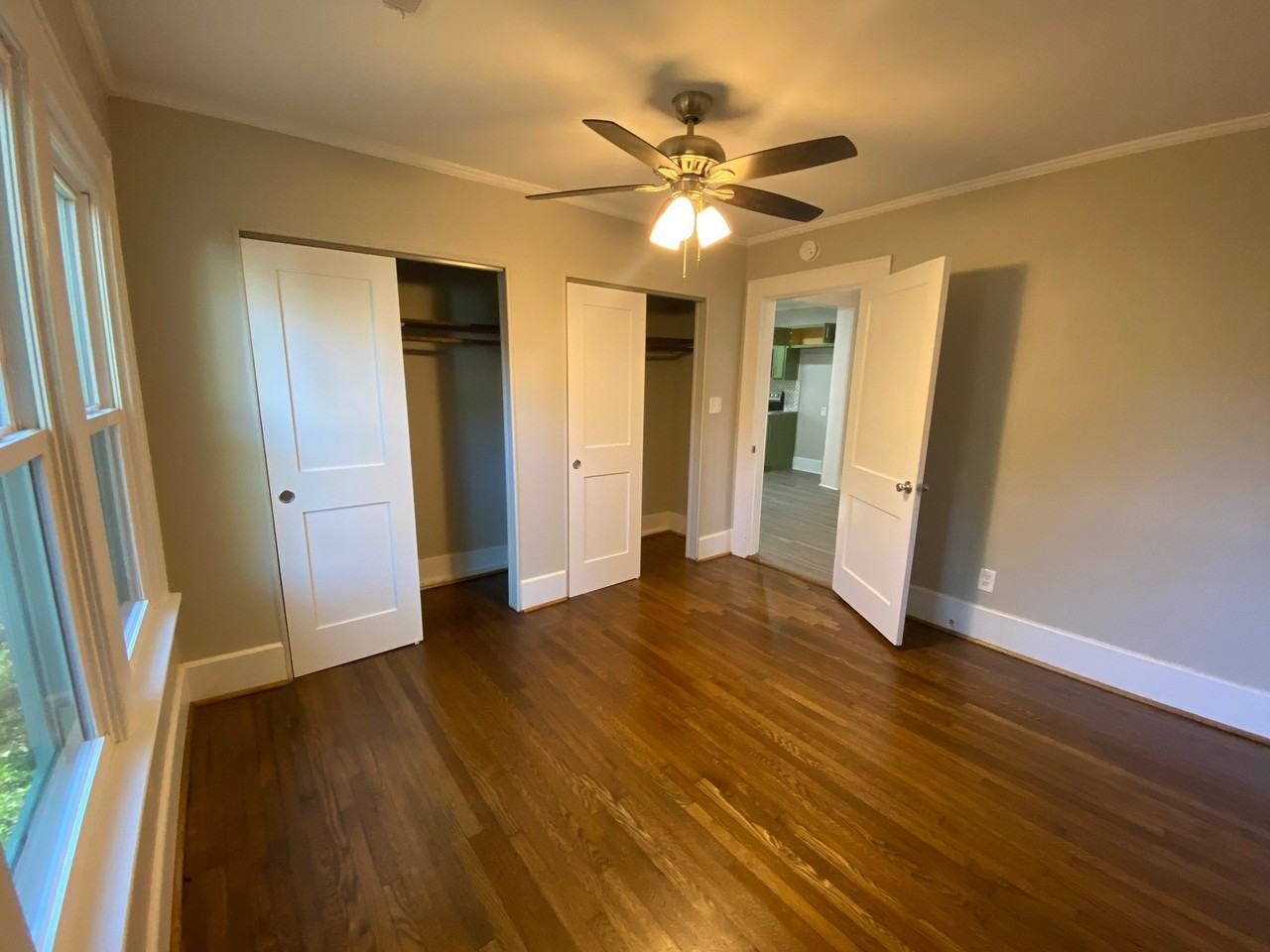 714 Snow St - Photo 6 of 17
