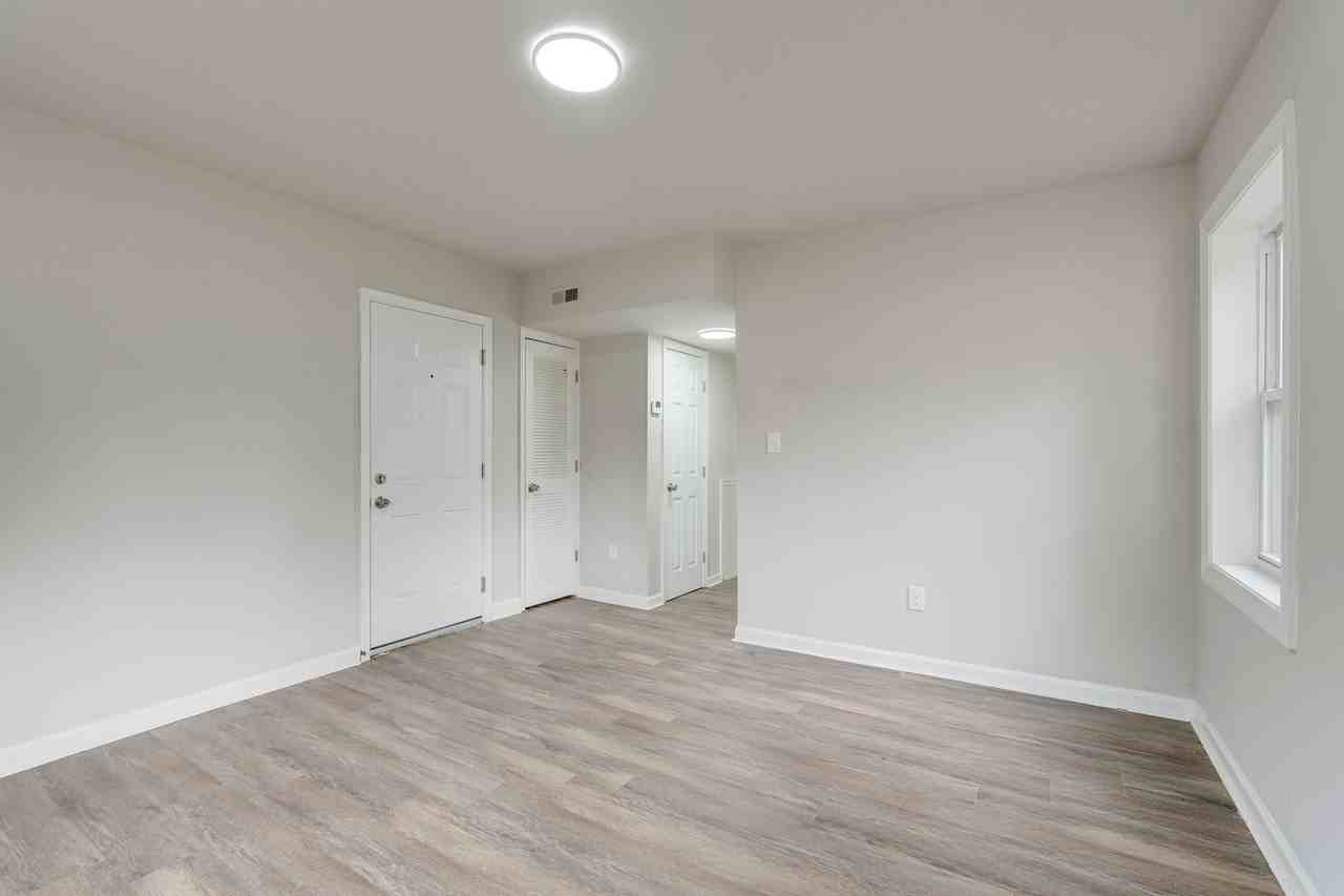 3016 30th St Se #1 - Photo 2 of 12
