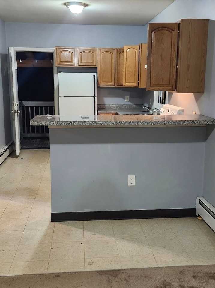 289 Blue Hills Ave #0 - Photo 2 of 8
