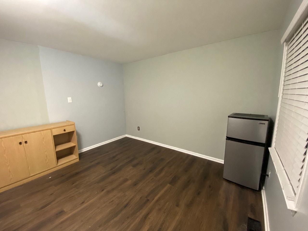 Kincaid Ct - Photo 2 of 8