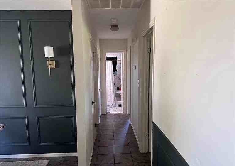 1303 W School St - Photo 6 of 20
