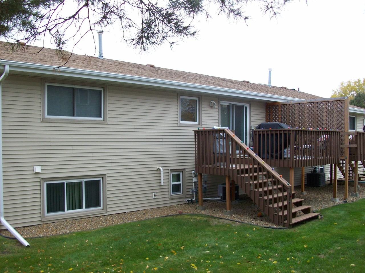 1830 N Grandview Ln - Photo 4 of 16