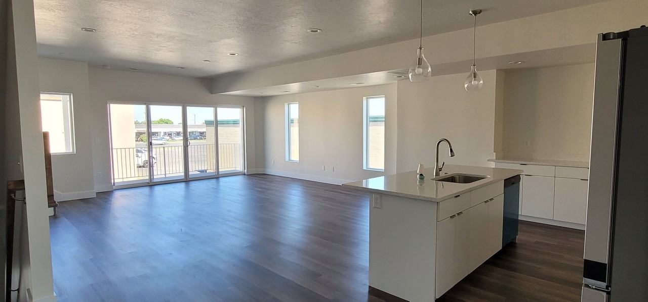 3610 S Angelite Ct - Photo 4 of 7