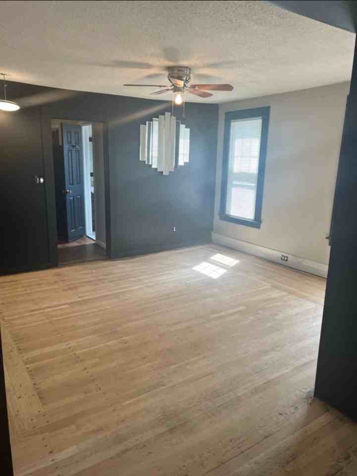 46 N Main St #3