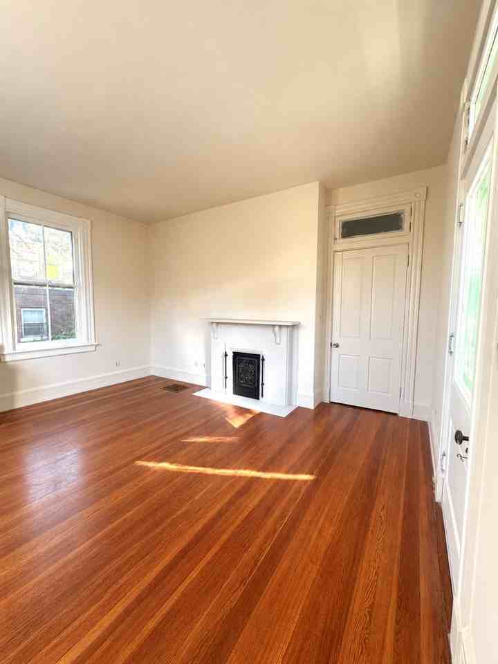 3036 Junietta Ave - Photo 5 of 17
