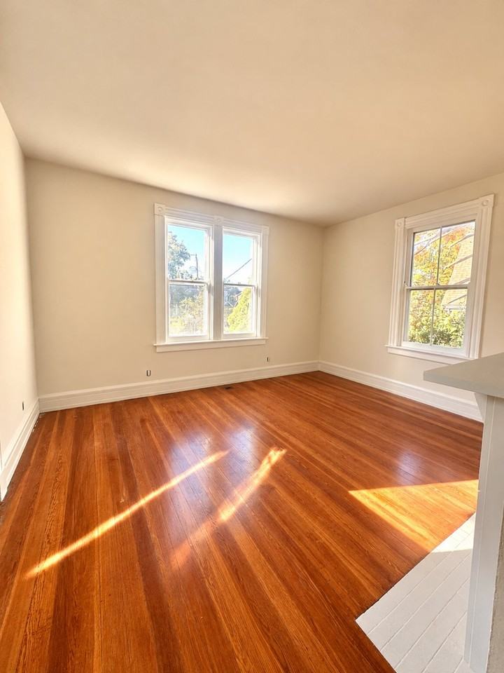 3036 Junietta Ave - Photo 6 of 17