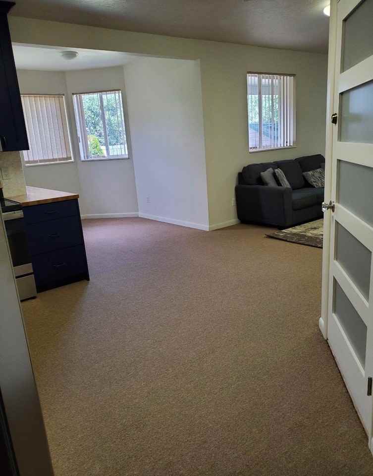 974 Barton Ct #BS - Photo 4 of 16