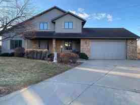 150 Fairway Ct - Photo 1 of 1