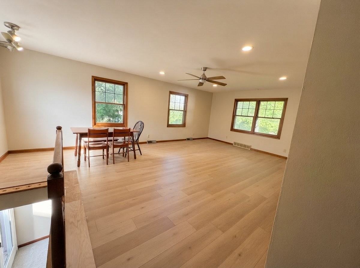 618 Clyde St - Photo 3 of 15