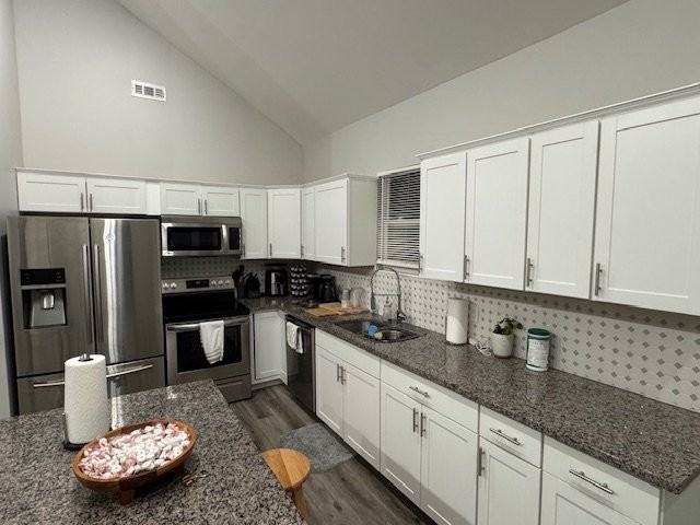 1622 Quill St #K - Photo 5 of 14
