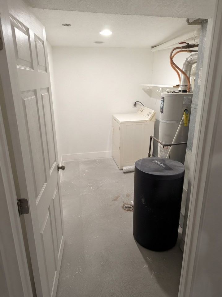 174 E Main St #BS - Photo 5 of 20