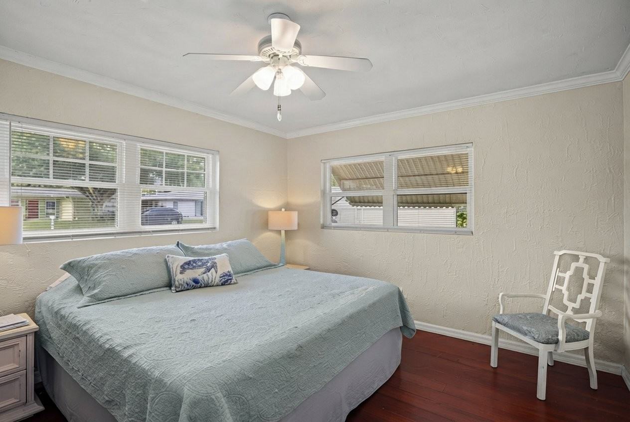 1121 Sunnydale Dr - Photo 5 of 12