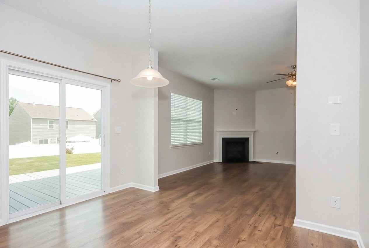 145 N Cromwell Dr - Photo 3 of 9