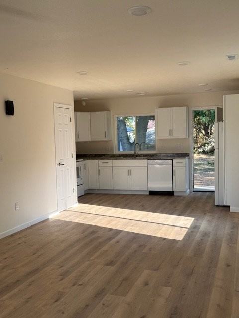 1210 3rd St #A - Photo 3 of 20