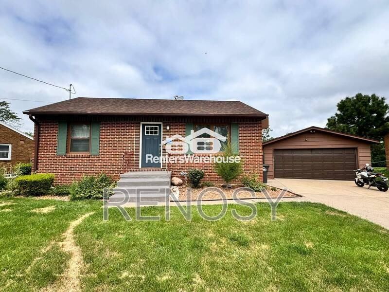 6111 Francis Ave - Photo 2 of 18