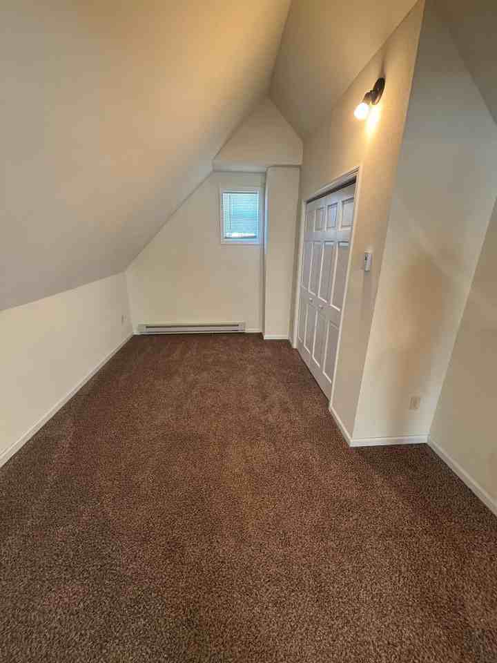 1712 Cumming Ave - Photo 6 of 7