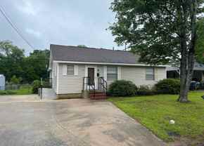 726 Mcarthur Blvd - Photo 1 of 1