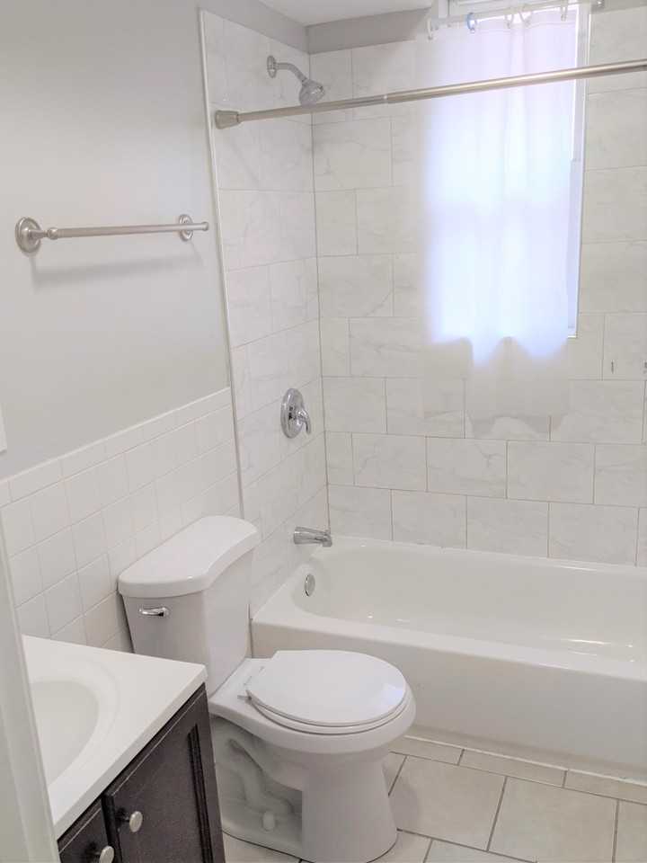 3704 Hereford St #1S - Photo 2 of 8