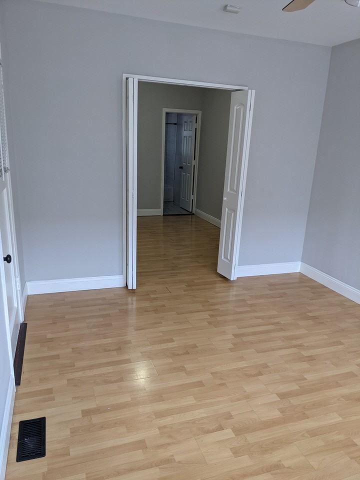 3704 Hereford St #1S - Photo 5 of 8