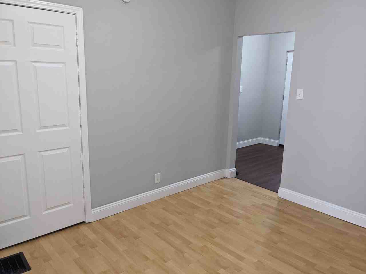 3704 Hereford St #1S - Photo 6 of 8