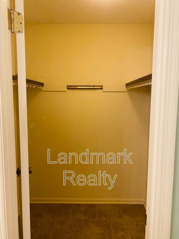116 Lake Front Dr - Photo 7 of 45