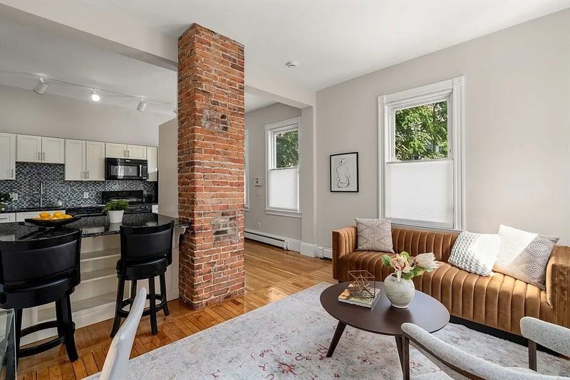 392 Norfolk St #1 - Photo 3 of 10
