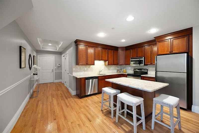 12 Russell Rd #404 - Photo 4 of 10