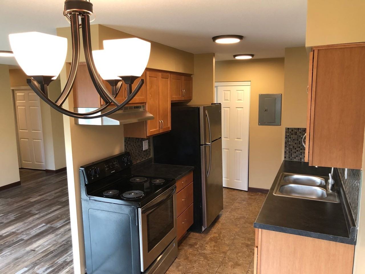 800 6th St S #2 - Photo 4 of 15