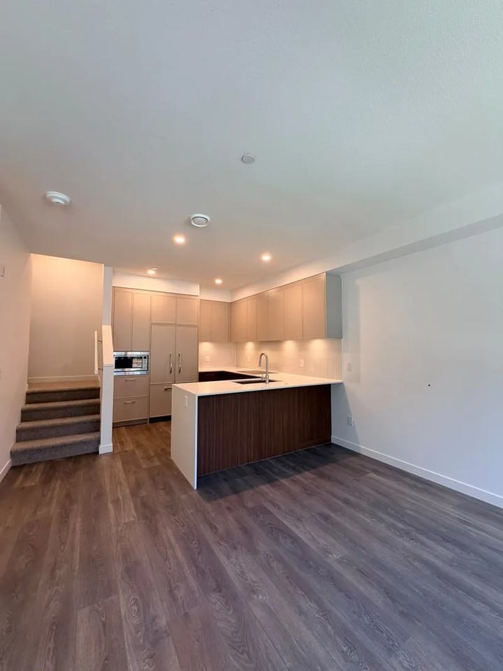 954 Lytton Street #115 - Photo 4 of 22
