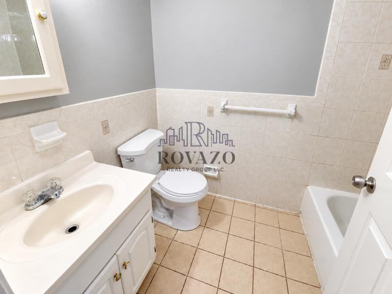440 South 19th Street #1D - Photo 2 of 14