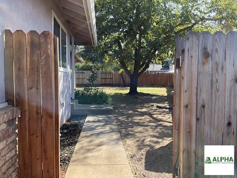 10378 El Grande Ct #A - Photo 2 of 11