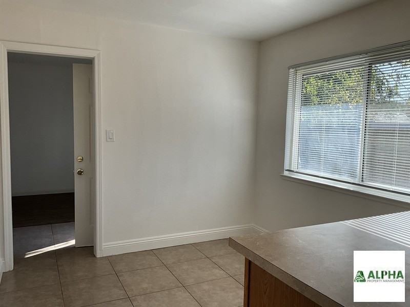 10378 El Grande Ct #A - Photo 7 of 11
