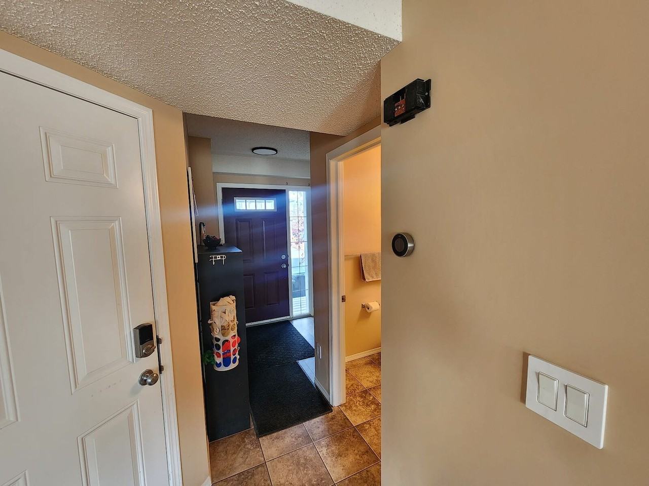 21303 48 Ave Nw - Photo 4 of 13
