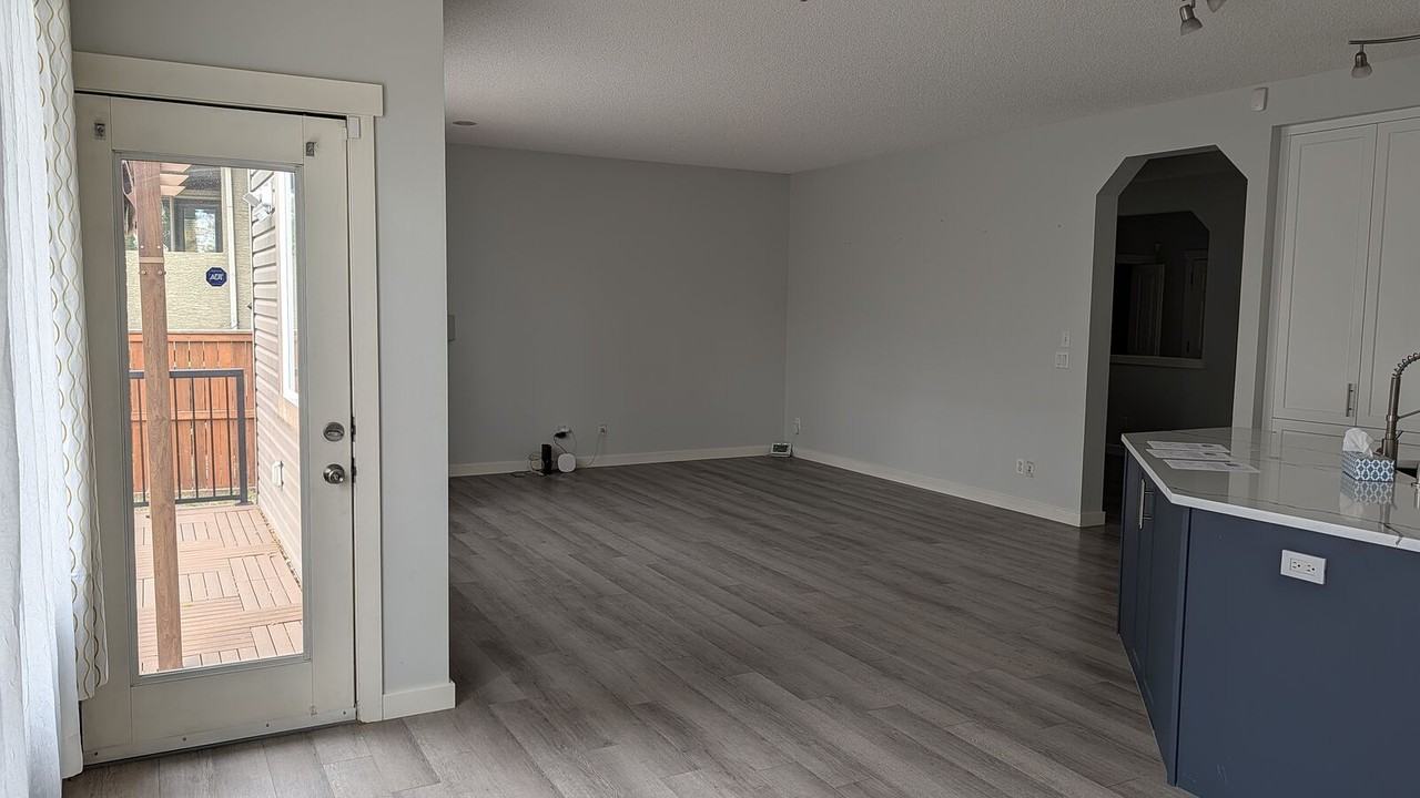 575 Evergreen Cir Sw - Photo 5 of 47