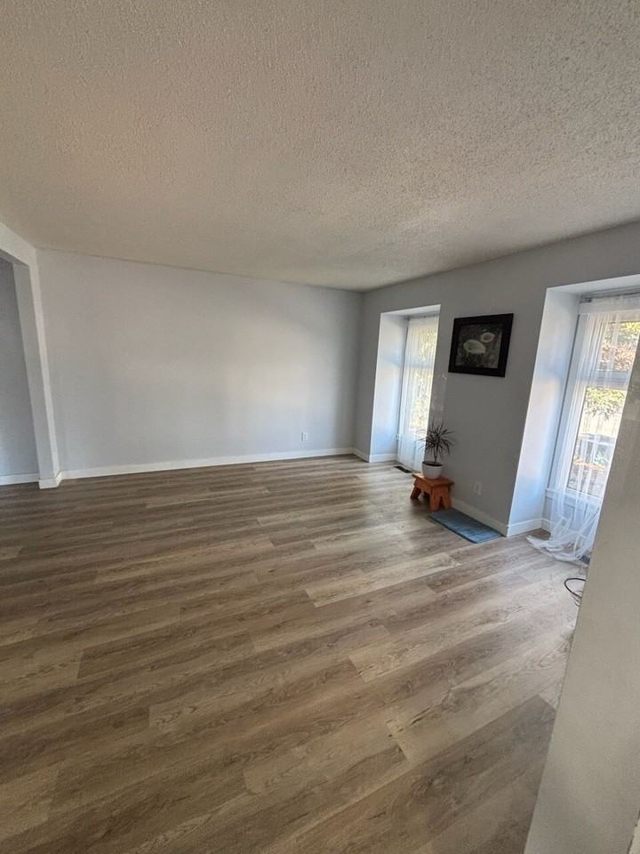4901 43 Ave - Photo 2 of 14