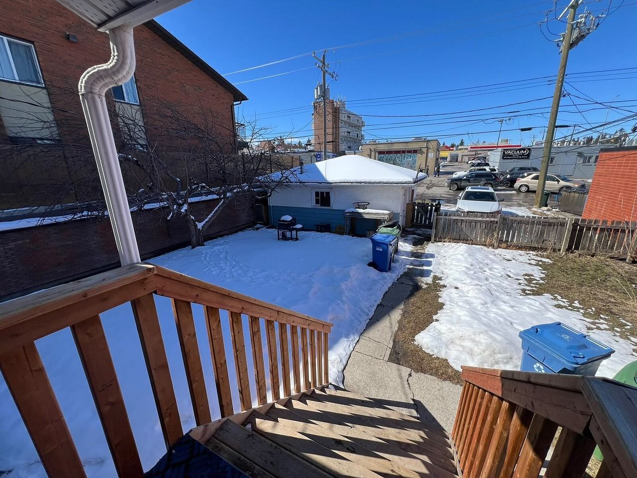 1911 36 St Sw - Photo 2 of 15
