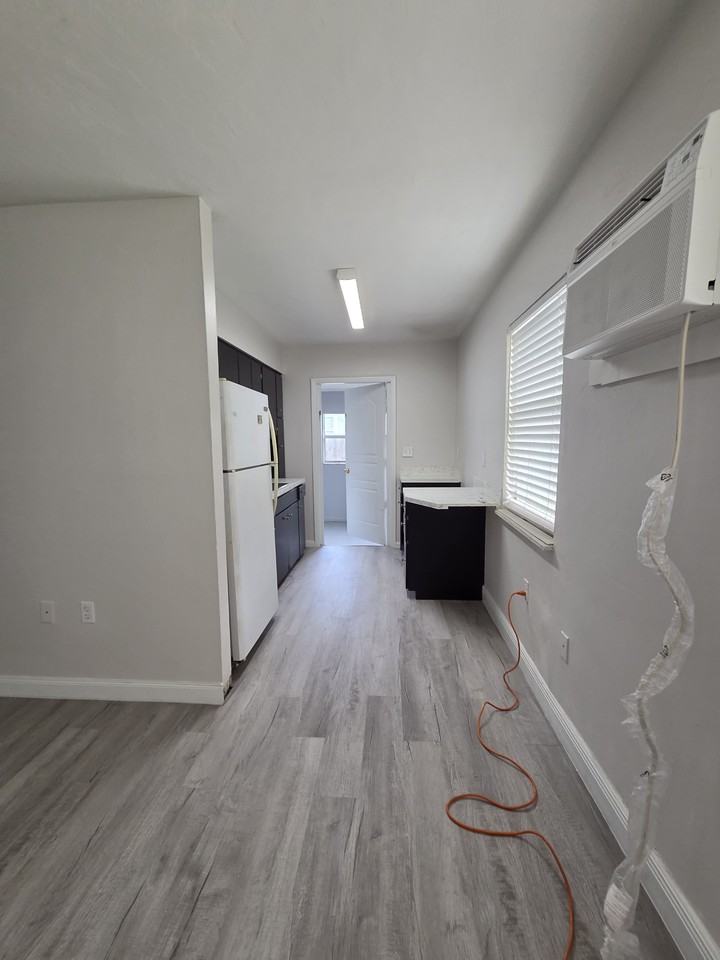 790 98th Ave N #NA - Photo 5 of 8