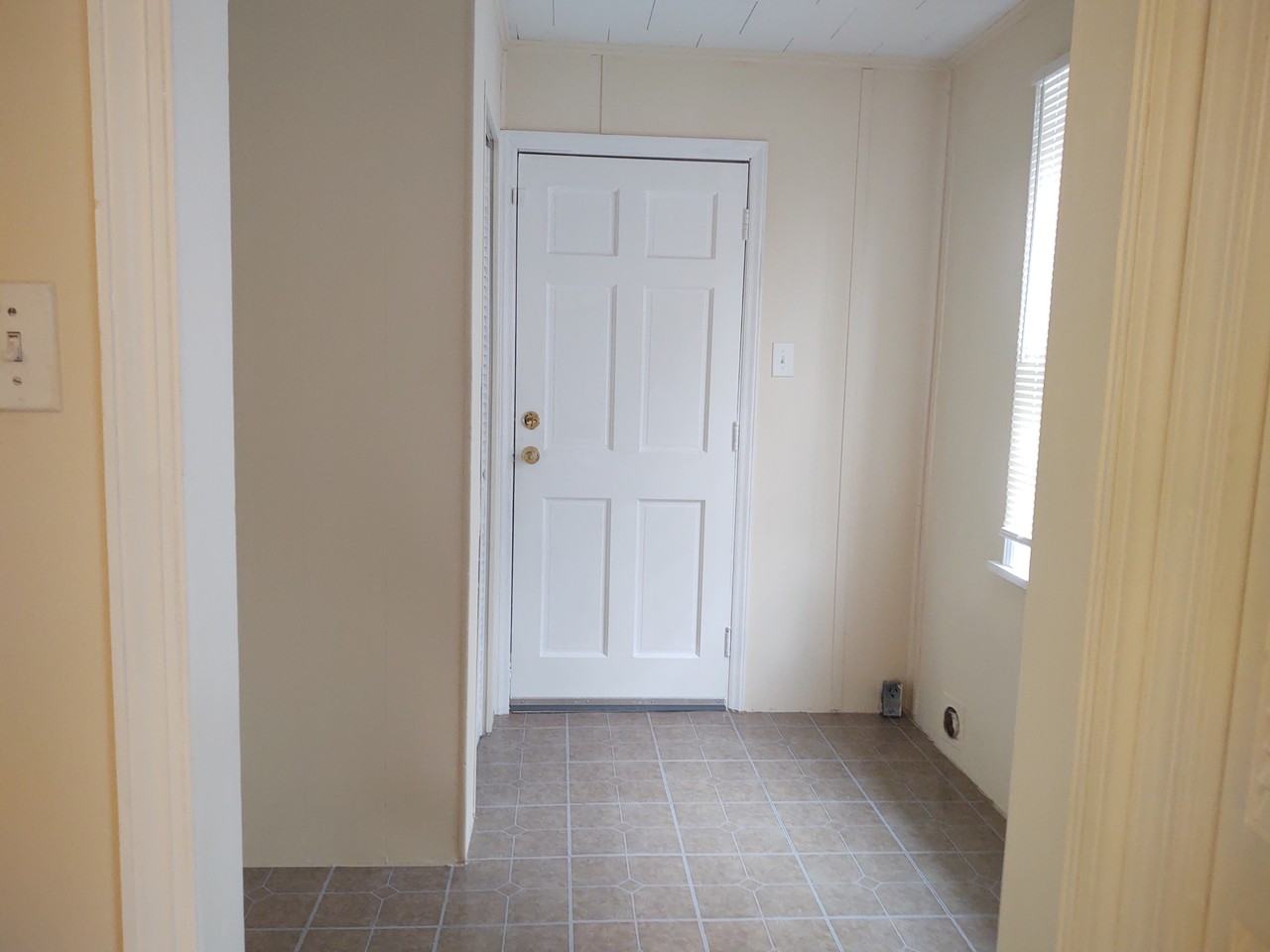 3207 Scott St #A - Photo 4 of 12